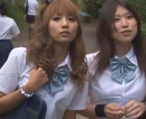 ［MOVIE］ 濡れたての絶品ま◯こにアレをねじ込まれ屈託のないアヘ顔で満足させられる可愛い子