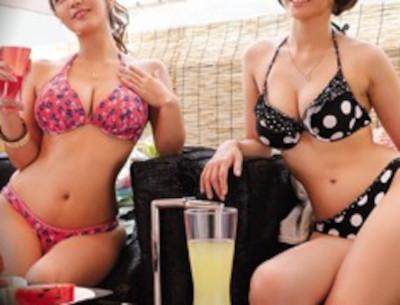 【水着ギャルと乱交】『中に出してぇ～～～～♪』生チンポ大好きな激エロ美女がナンパ男と合体♪膣内射精どっぴゅー♪