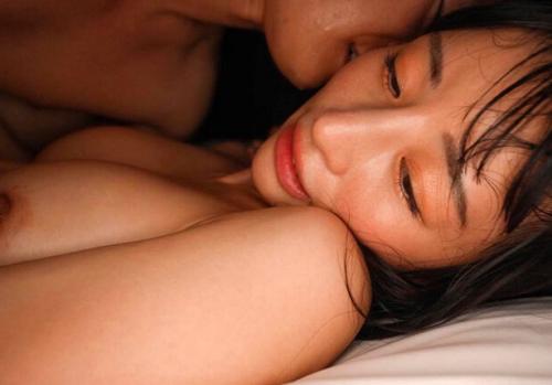 それが、めいの中に眠る変態性を開花させてしまうとも知らずに…。 お互いすっかり体もほぐれたところでいざ挿入。