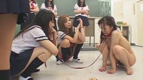 セクシーな映像で、私は女の子のペット。愛撫といたずらで、どんどんエスカレート！