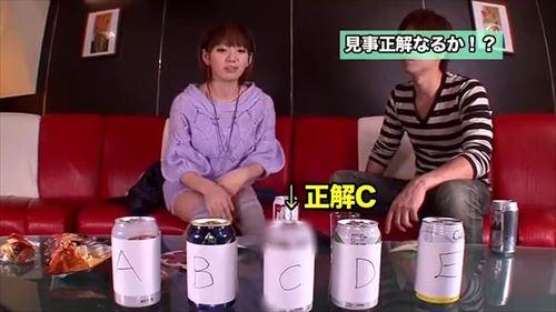美少女は酔って、身体を激しく揺らし、挿入され、乱れ狂った