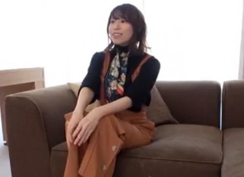 【素人】可愛らしい笑顔の３０歳若妻さんがAVに！？気持ちよさそうな表情がエロい！【ハメ撮り】