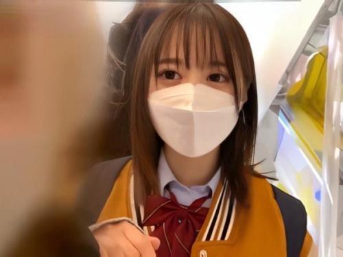 個人撮影]まだ幼い清楚で可憐な女子高生と『こんなデカいの初めて見た…』大人巨根見せつけHな個撮の一部始終を隠し撮り