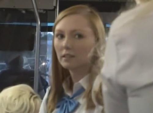 ［白人］ 意識が朦朧とするほどの突き上げにたっぷりと弄ばれ鬼マラの虜となる女子校生