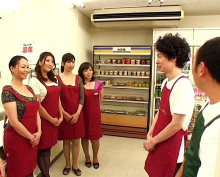 ［人妻］極上な快感プレイでご奉仕することを決め、エロ過ぎるもてなしで男をイカせる美熟女