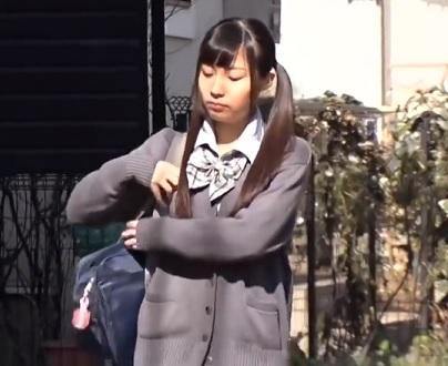 ［センズリ鑑賞］ 絶倫なピストンで衰え知らずの感度が急上昇しエロさが抑えられなくなる可愛い子