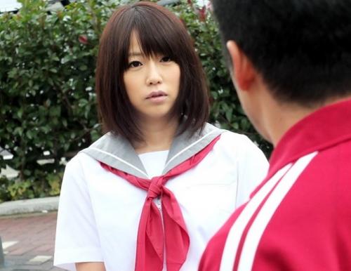 ［ぶっかけ］激しい男根の餌食となり激しいピストンに絶頂し続けてしまう女子校生