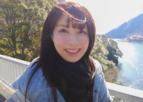 ［キス×エロ動画］相手を惑わすテクニックが次第に上手くなりヤらしく腰を振り濃厚SEXをする美乳妻