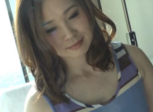 ［フェラ］ランク付けすると三ツ星を付けれる程の優良テクで誘ってしまう人妻