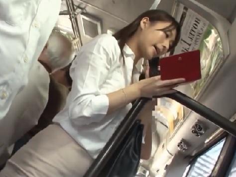 ［AV］たまらんボディの女を狂い性欲の捌け口にしてザーメン漬けにする美女