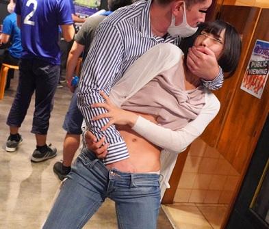 ［イラマチオ］酷い！女性を道具扱いする変態に、屈辱プレイを強いられ、屈する女子大生