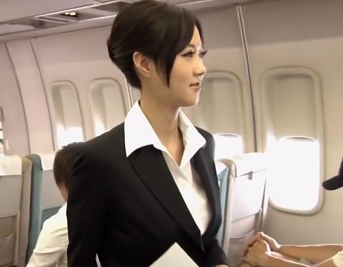 ［巨乳］大好きなアレで敏感な部分を刺激されて気持ちよくなっちゃうお姉さん