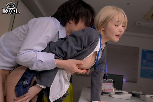 【女上司×ギャル】いつも厳しい女上司が絶対バレてはイケナイ場所で色んな男とハメまくる姿に勃起が止まらない