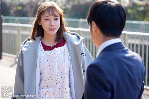 【保育士×不倫】「お仕事がんばってください！」妻が不在中に息子が通う保育園の先生と秘密の不倫性交！