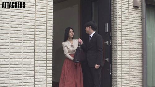 【熟女×不倫】「あなた、許して…。」旦那が居ない間に青年に強引に抱かれた人妻が 濡れ堕ち不倫性交に溺れる！