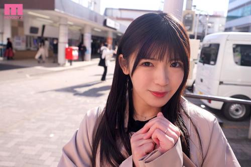 【人妻JD×デビュー】幼く見えるのに旦那さんが居るらしい現役女子大生がAVデビュー！旦那さん、ごちそうさま。