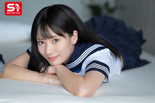 【美少女×美乳】可愛くて色白ボディが魅力的な教え子に誘惑されて勃起が止まらない！