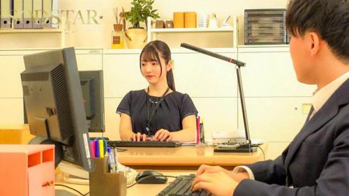 【女主任×イラマチオ】喉奥を突かれる事が大好きなシゴデキ女主任を色んな場所で喉奥突きまくる！