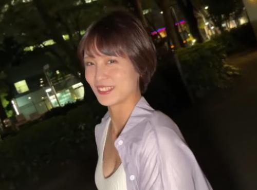 美人な奥さんを友人に寝取らせる変態夫！ガッツリSEXさせた結果⇒他人棒でイキまくるエロ妻！！