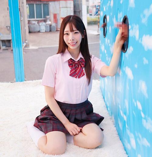 【マジックミラー号】彼氏のちんちん当てゲームでハズレて寝取られた女子校生 桜木美音
