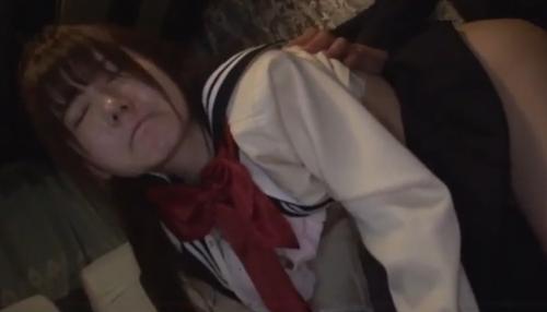 【女子校生×レイプ】バスの中で寝ているJKを襲い体中愛撫しまくってから無責任中出しレイプ！