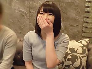小動物系のSSSランクJDが慣れない筆おろしにチャレンジ！！しかし意外にも男を攻めるのは好きなようで…