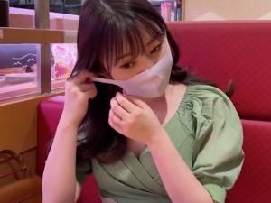 【人妻ナンパ】「少しなら…」セレブ臭がただよう奥様！！ナンパ師家にあげてドスケベランジェリー姿で中に出されちゃうｗ