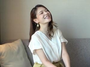 【歯科衛生士】ガチ美人キタ！！ハーフ顔のアラサーお姉さん♡目隠しM男のチ●ポこねくり回し見事な腰振りテクまで見せつける！！