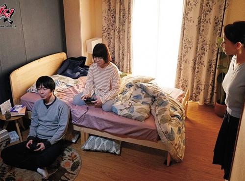 ずっぷり入れられただけで白目向いてのアヘ顔晒しちゃってえっぐw 何度イったかわからない！ イキ狂いで連続昇天！