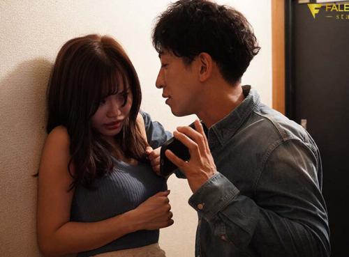 次第に彼女は僕の’いいなり’に性欲処理してくれるようになった…。 性欲が尽きるまで野性的にがむしゃらに延々セックス。