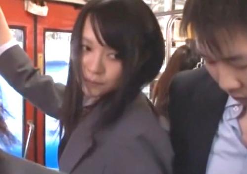 誘惑×ひよこ少女×逆痴漢｜可愛いJKに痴漢したら嫌がらないどころか本気SEXにｗ
