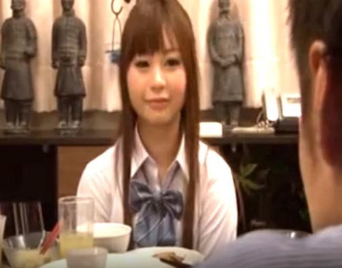 妻の妹×誘惑｜妻が眠った後で、リビングで妻のJK妹と不倫SEXする俺