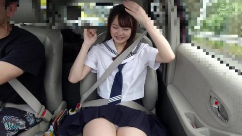 【女子高生×美少女】男を狂わせる美少女にローターを装備させて街中を歩かせて人がいようがお構いなしに電源を入れる！