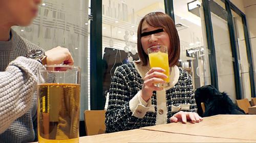 【美魔女妻×デカパイ】悩殺な身体した抗えぬほど濃密な美魔女妻さんとの啜り合う吐息を感じる!!存在が焼けるほどに..