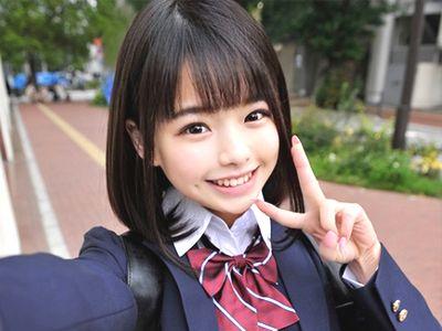 『Hも…好きだよ♡』アイドル顔な童顔ロリ美少女と円光ハメ撮り！黒髪ボブ制服jkがおじさんちんぽでエロ美乳おっぱい揺らす⁉