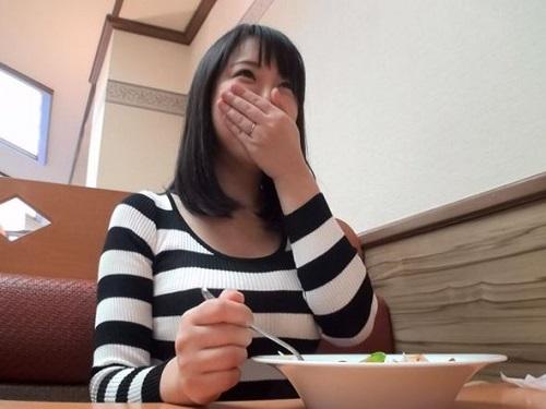 《人妻ナンパ》「えっ!! 自宅にですか? 何するんですかw」大当たりの爆乳えろカワ妻でしたwww