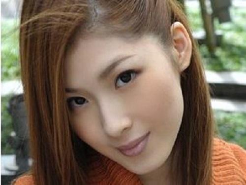 《人妻さん》恋愛病?? ときめきと刺激が欲しい?? この若妻さんはただのヤリマンwww