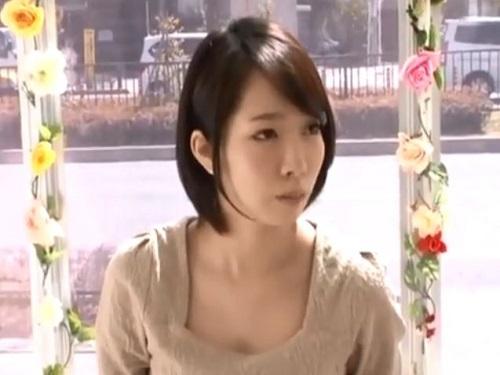 《マジックミラー号》28才清楚な人妻が快感ベロンベロンの大乱れで正体失くすwww