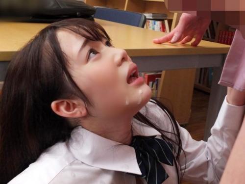［言いなり従順～汚され優等生］臭い～ブッカケ許して。狙われた制服JKが男子どもに学園で穢されちまうエロ動画wwwwwww