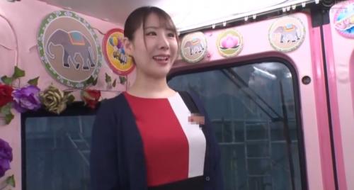 女性専用エステティシャンが勃起させる！このあと…スローピストンで焦らしハメセックス