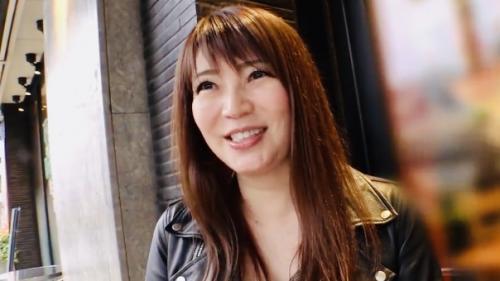 【人妻ナンパ】彼がS男くんで外とか車で…自らAVの撮影に応募してきたどスケベな二児の母のセックス