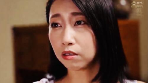 【白峰郁美】私がシテあげる…妻が妊娠中でオナニー禁止された娘婿の射精を手伝う優しい嫁の母の手コキ