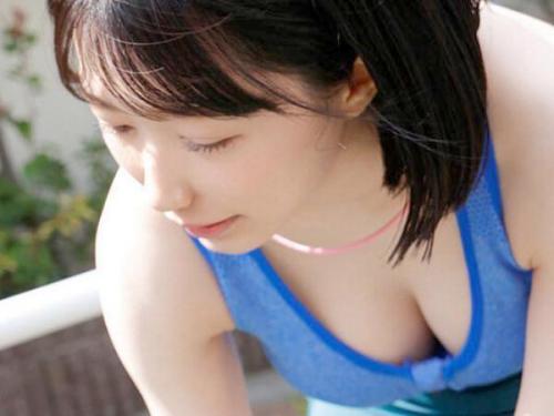 走る美女たちのマンスジくっきりアラフォーおまんこ！こんなに美女がランニング後にマジックミラー号でイカされちゃうぅぅぅ！