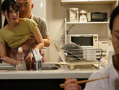 「もういや…」私、母の再婚相手に…毎日犯されてます。