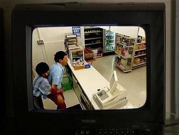 「バレないから大丈夫///」バイト先の店長の奥様がド淫乱過ぎて…
