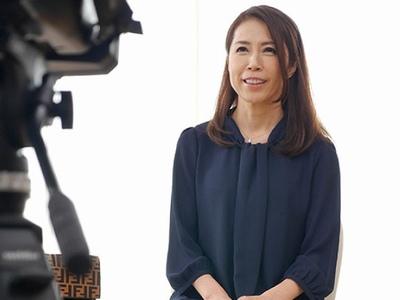 まったく五十路には見えない若々しい熟女様の初撮りドキュメント