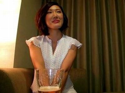 「私も会いたかった…」男をバカにさせる美爆乳♡グラビアレベル圧倒的スタイルの美人妻が他人棒で絶頂！！