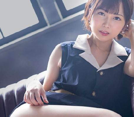 ［パイパン×初撮りフェラ］ こっそりペニスに触れてると快感が芽生えだしムラムラし感情が爆発するお姉さん