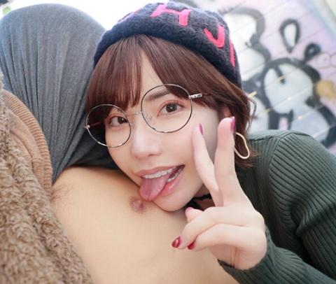 ［企画×巨乳］マン筋に興奮した後にはヌルっとおまん〇登場で興奮鬼突きでたっぷり出されるお姉さん