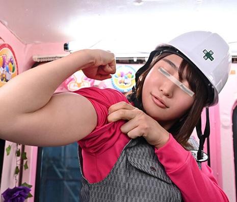 ［ぶっかけ×素人ナンパ］溢れる色気が隠せないフェイスで濃厚なセックスに酔いしれ痙攣イキする一般女性